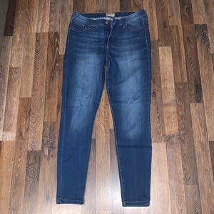 Celebrity Pink Jeggings